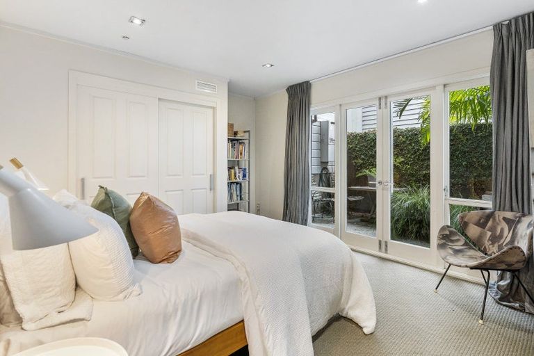 Photo of property in 15 Grosvenor Street, Grey Lynn, Auckland, 1021