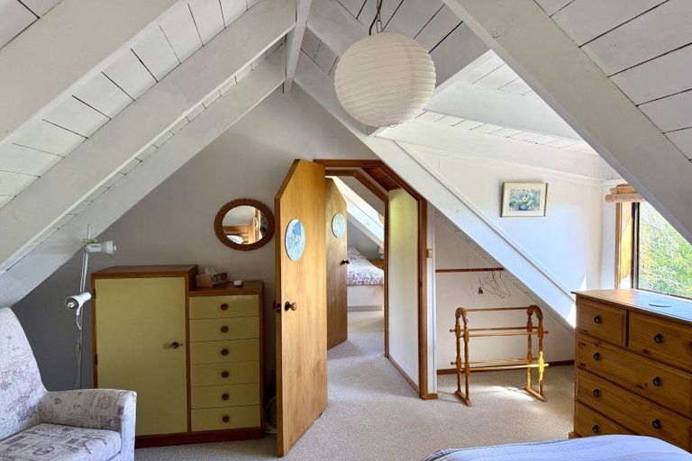 Photo of property in 33 Cuvier Crescent, Kuaotunu West, Whitianga, 3592