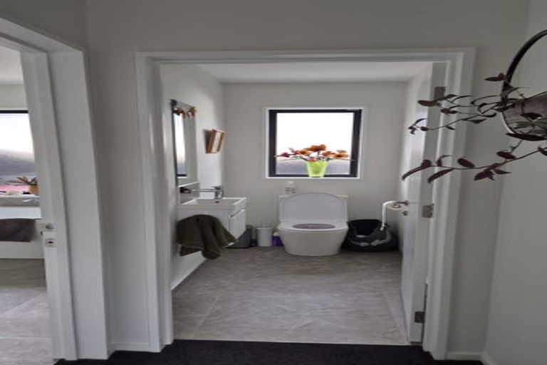 Photo of property in 7 Larissa Road, Halswell, Christchurch, 8025