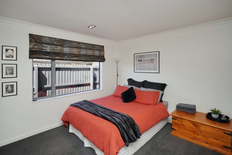 Photo of property in 42 Mokihi Gardens, Hillmorton, Christchurch, 8024