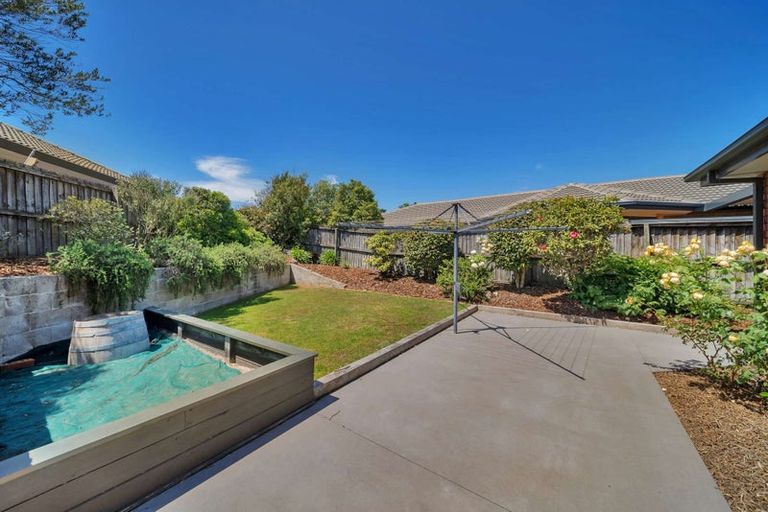 Photo of property in 2 Timbers Lane, Parklands, Christchurch, 8083