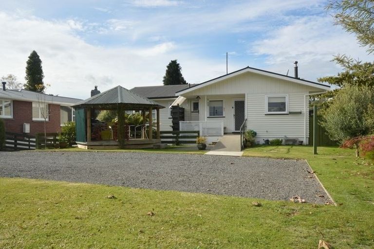 Photo of property in 160 Golf Road, Taumarunui, 3920