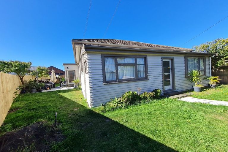 Photo of property in 1/159 Shaw Avenue, New Brighton, Christchurch, 8083