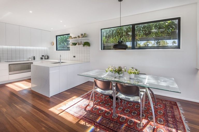 Photo of property in 12b Beaconsfield Street, Devonport, Auckland, 0624