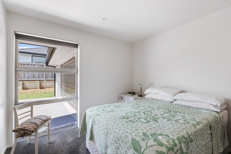 Photo of property in 14 Anglers Way, Omokoroa, 3114