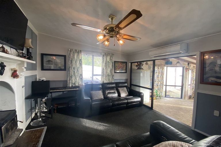 Photo of property in 55 Studholme Street, Temuka, 7920