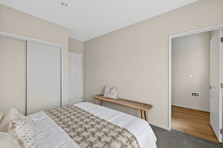 Photo of property in 15 Saint Peters Close, Woolston, Christchurch, 8062