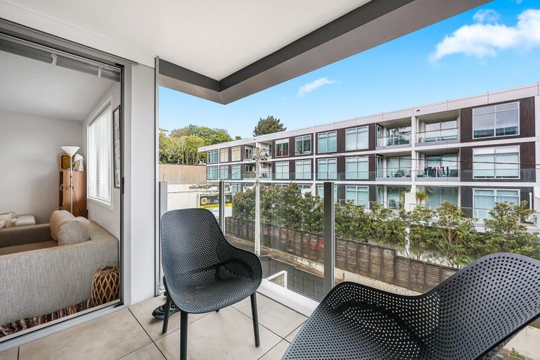 Photo of property in 206/25 Bute Road, Browns Bay, Auckland, 0630