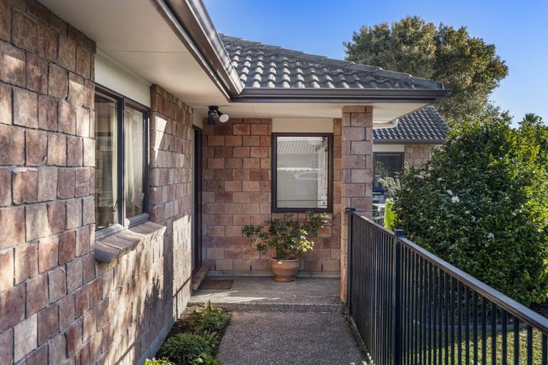 Photo of property in 20 Milson Drive, Papakura, 2110