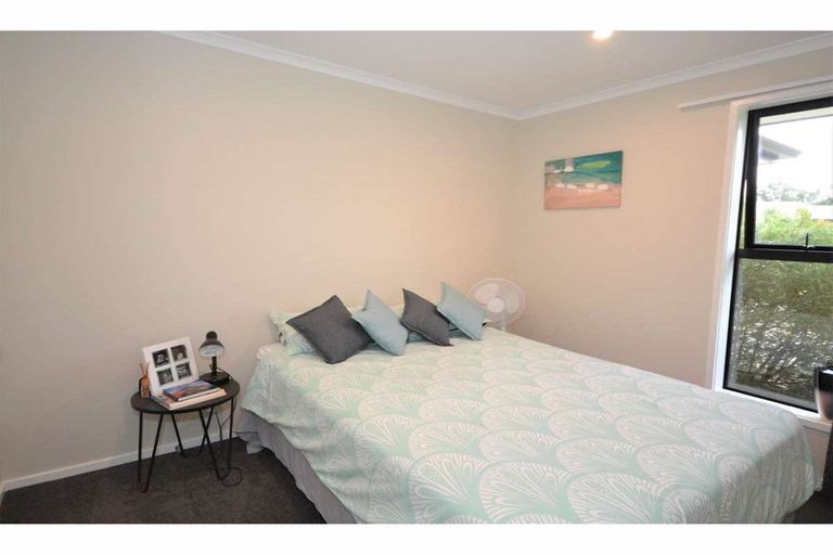 Photo of property in 5 Hoults Way, Kerikeri, 0230