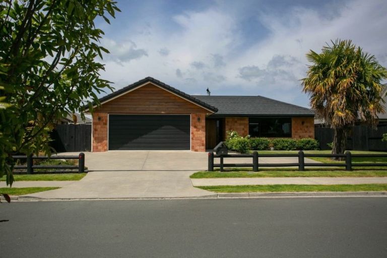 Photo of property in 9 Tulip Drive, Cambridge, 3434