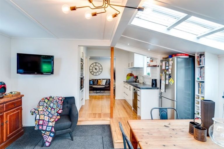 Photo of property in 4 Kuku Street, Te Awanga, 4102