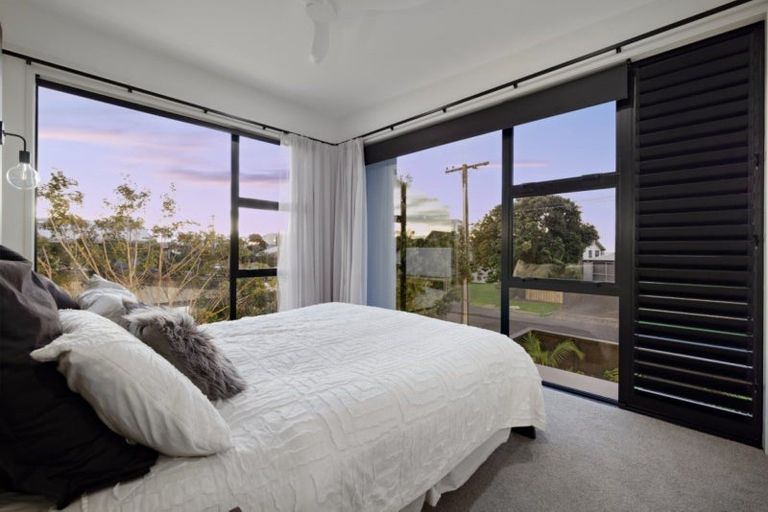 Photo of property in 18 Motiti Road, Papamoa Beach, Papamoa, 3118