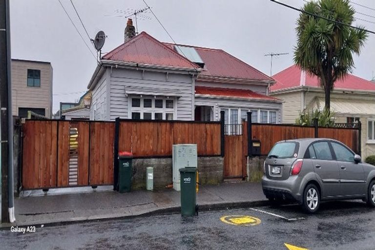 Photo of property in 44 Fitzherbert St Petone, Petone, Lower Hutt, 5012