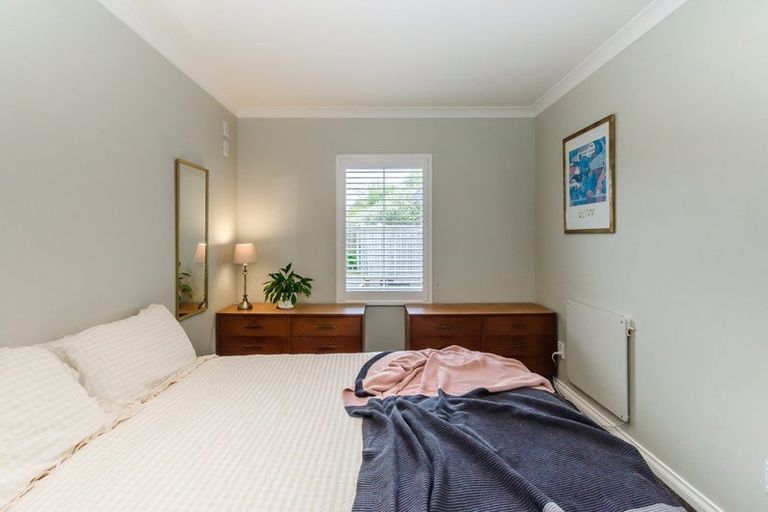 Photo of property in 80 Guildford Drive, Paraparaumu, 5032