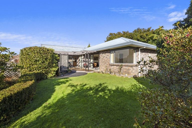 Photo of property in 3 Maple Crescent, Whalers Gate, New Plymouth, 4310