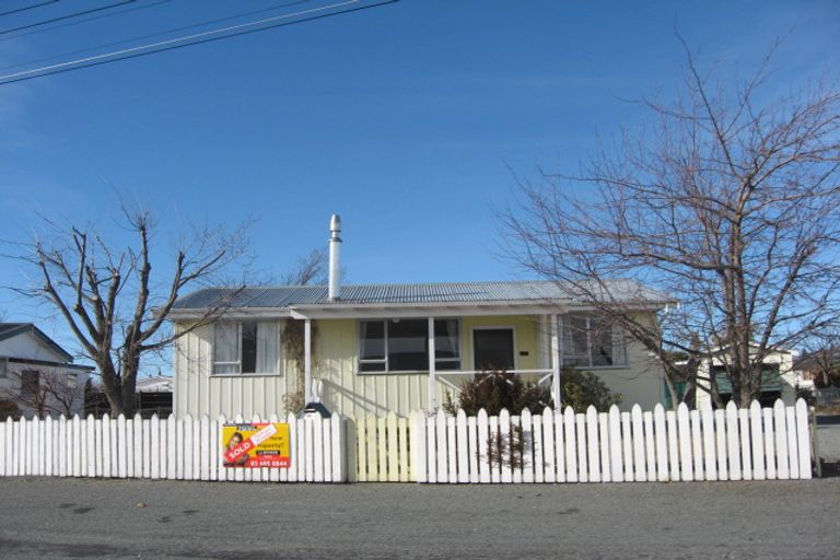 Photo of property in 41 Fraser Crescent, Twizel, 7901