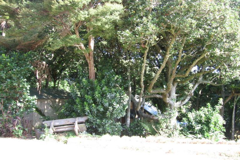 Photo of property in 5 Woollams Road, Onetangi, Waiheke Island, 1081