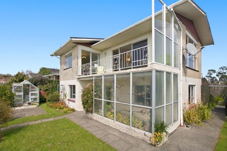 Photo of property in 7 Montana Place, Merrilands, New Plymouth, 4312