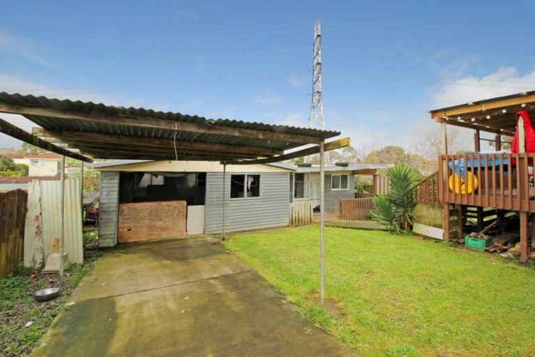 Photo of property in 7 Caserta Place, Clover Park, Auckland, 2023