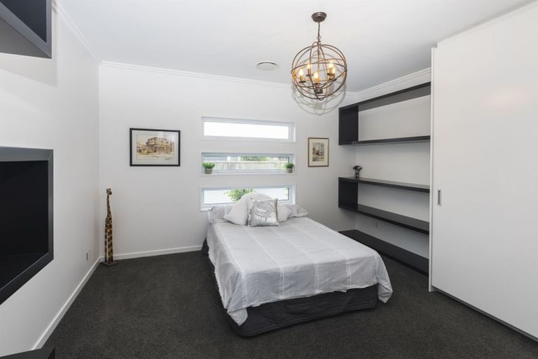 Photo of property in 14 Westburn Place, Prebbleton, 7604