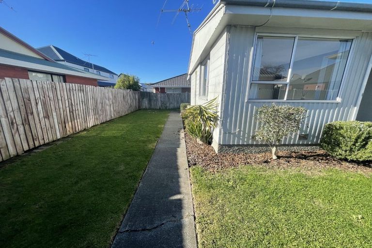 Photo of property in 4/14 Burdale Street, Riccarton, Christchurch, 8011