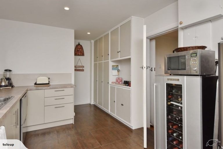 Photo of property in 637 Main North Road, Belfast, Christchurch, 8051