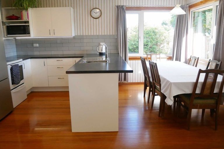 Photo of property in 48 Bevington Street, Avonhead, Christchurch, 8042