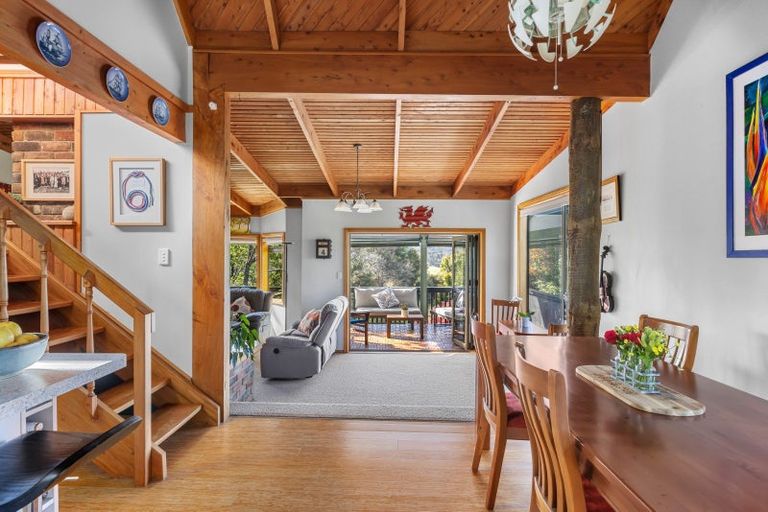 Photo of property in 45 Hillcrest Road, Hatfields Beach, Orewa, 0931