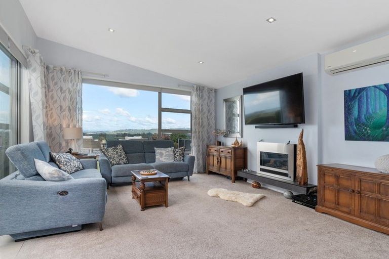 Photo of property in 16 Holyoake Terrace, Omokoroa, 3114