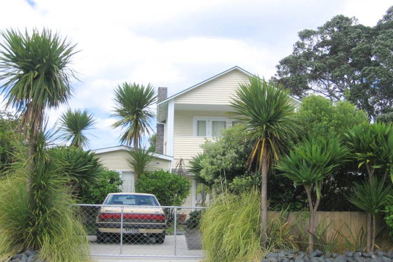 Photo of property in 13 Pacific Road, Waihi Beach, 3611
