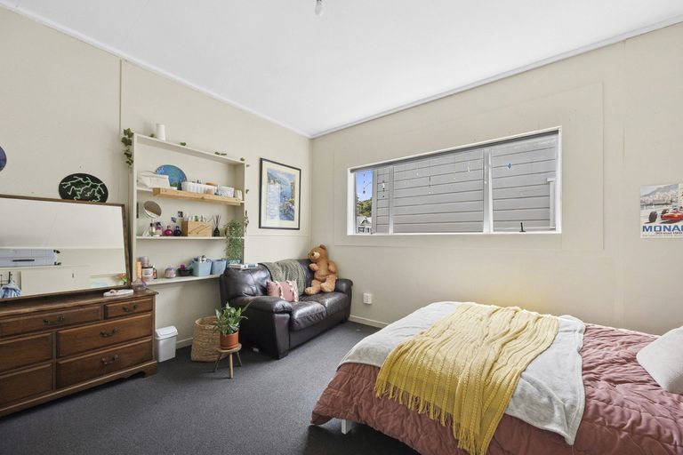 Photo of property in 111 Harbour Terrace, North Dunedin, Dunedin, 9016