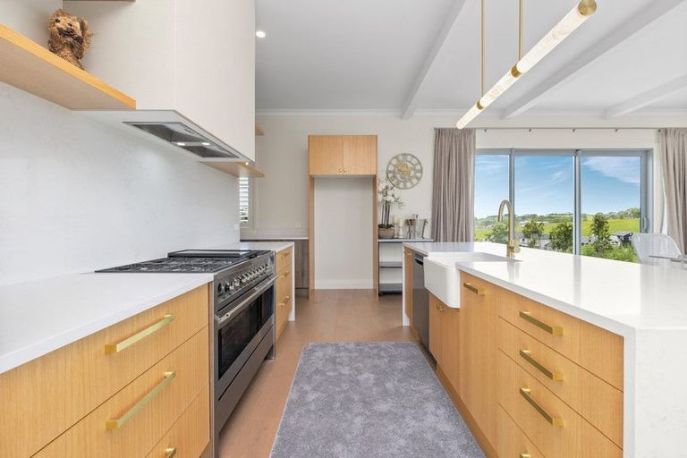 Photo of property in 4 Myra Evelyn Grove, Dairy Flat, Albany, 0792