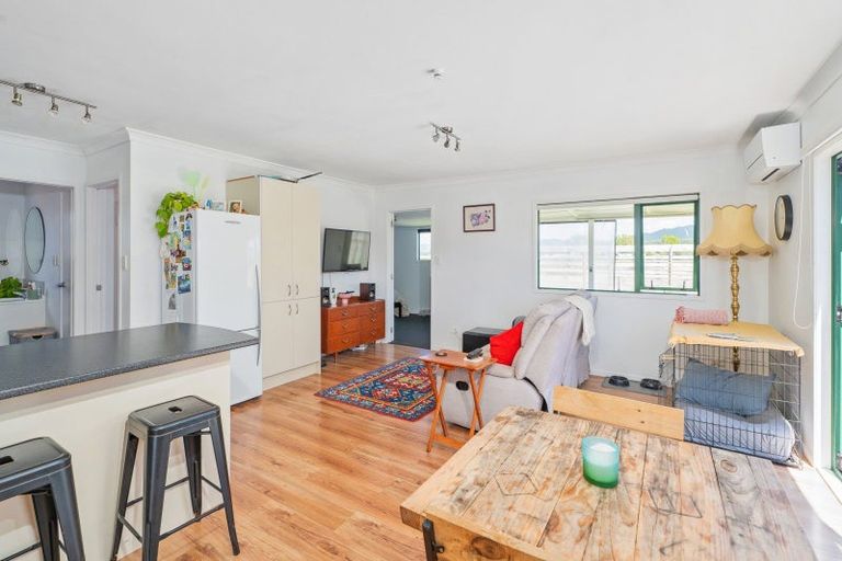 Photo of property in 6 Redwings Close, Whitianga, 3510