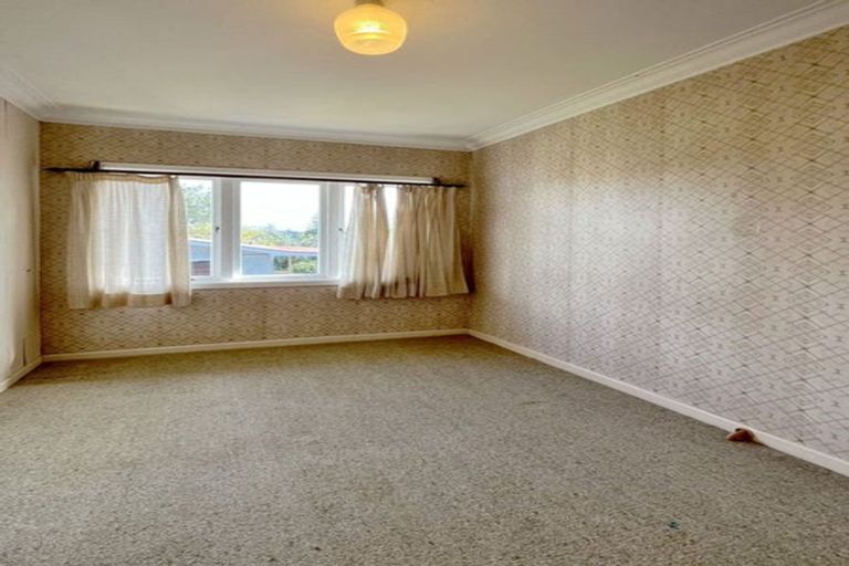 Photo of property in 23 Barbary Avenue, Kelston, Auckland, 0602