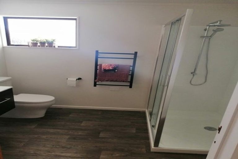 Photo of property in 16b Awatea Avenue, Paraparaumu, 5032