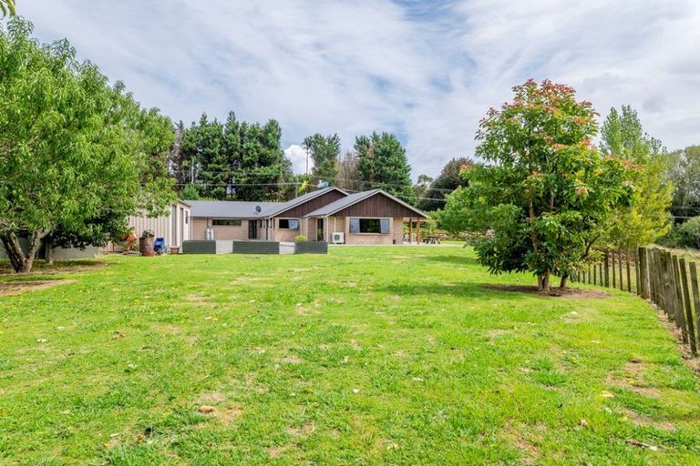 Photo of property in 34 Denton Road, Levin, 5571