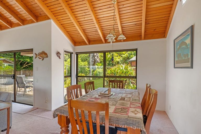 Photo of property in 28 Centennial Drive, Whitianga, 3510