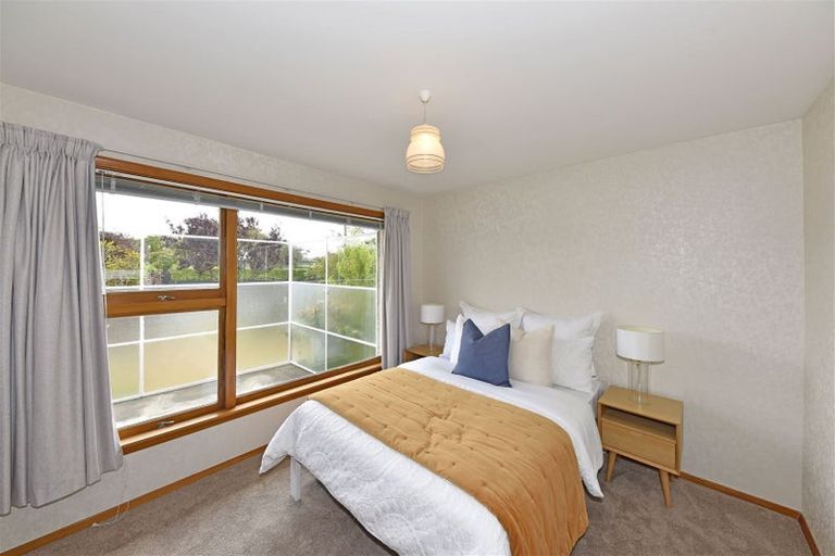 Photo of property in 1 Appleby Crescent, Burnside, Christchurch, 8053