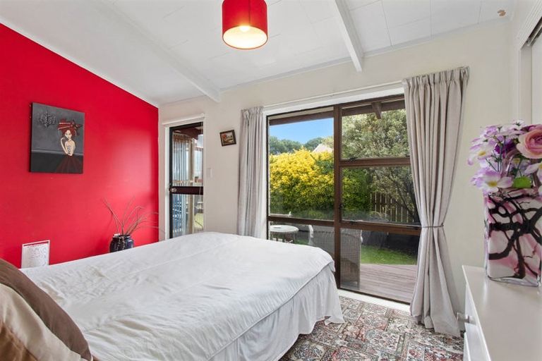 Photo of property in 10 Tawhara Place, Edgecumbe, 3120