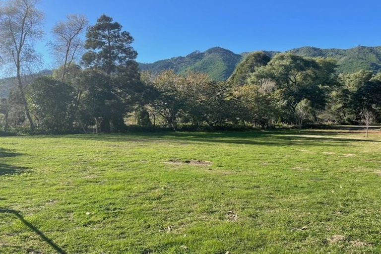 Photo of property in 52 Greenhill Road, Waikanae, 5391