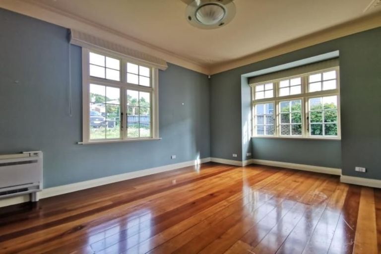 Photo of property in 3 Monowai Road, Johnsonville, Wellington, 6037