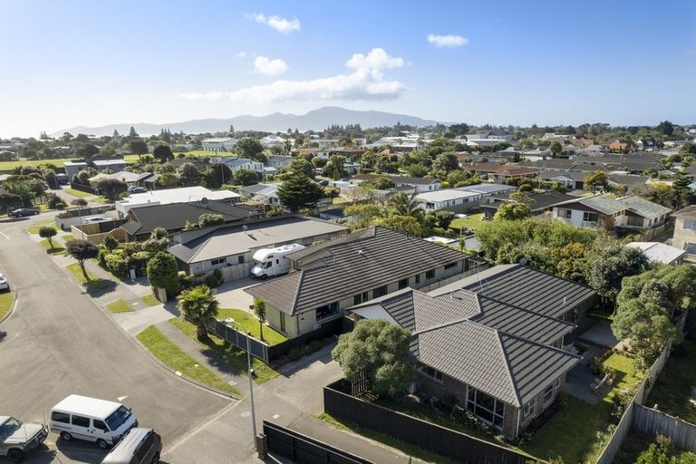 Photo of property in 9 Hulme Way, Raumati Beach, Paraparaumu, 5032