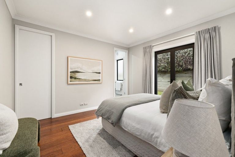 Photo of property in 5b Te Mata Peak Road, Havelock North, 4130