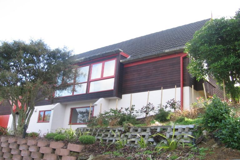 Photo of property in 3a Maungaraki Road, Korokoro, Lower Hutt, 5012