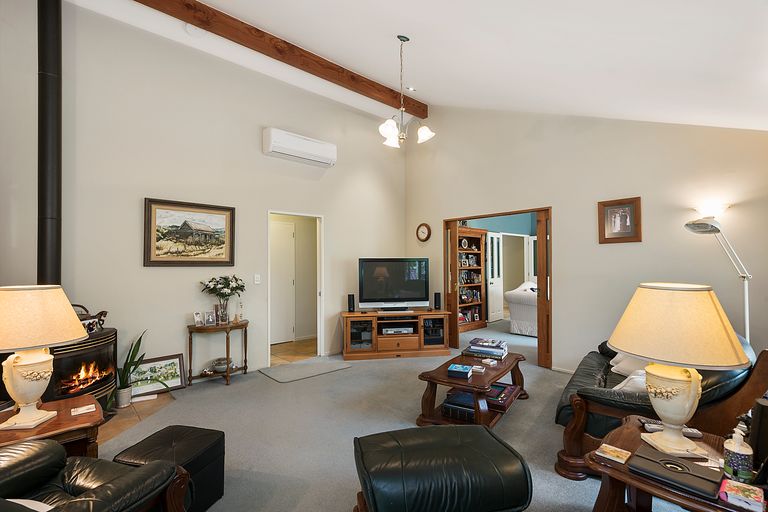 Photo of property in 281 Athlone Drive, Cambridge, 3434