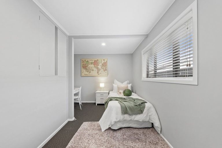 Photo of property in 68 Anzac Road, Pukekohe, 2120