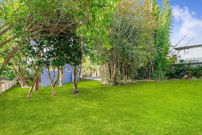 Photo of property in 176 Universal Drive, Henderson, Auckland, 0610