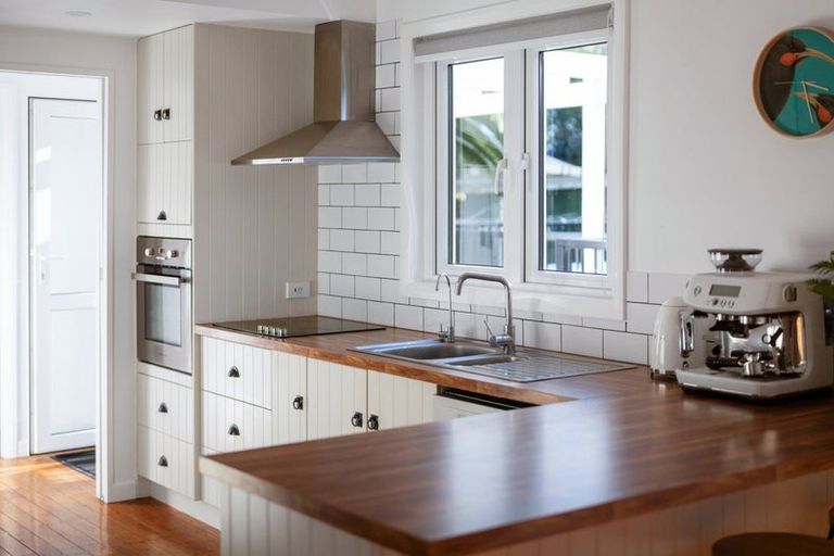 Photo of property in 18 Bledisloe Avenue, Stoke, Nelson, 7011