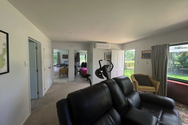 Photo of property in 11 Mamari Road, Whenuapai, Auckland, 0618